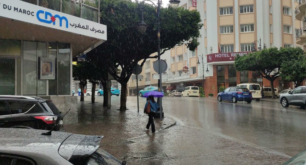 اجواء ممطرة بطنجة بعد أشهر من الجفاف