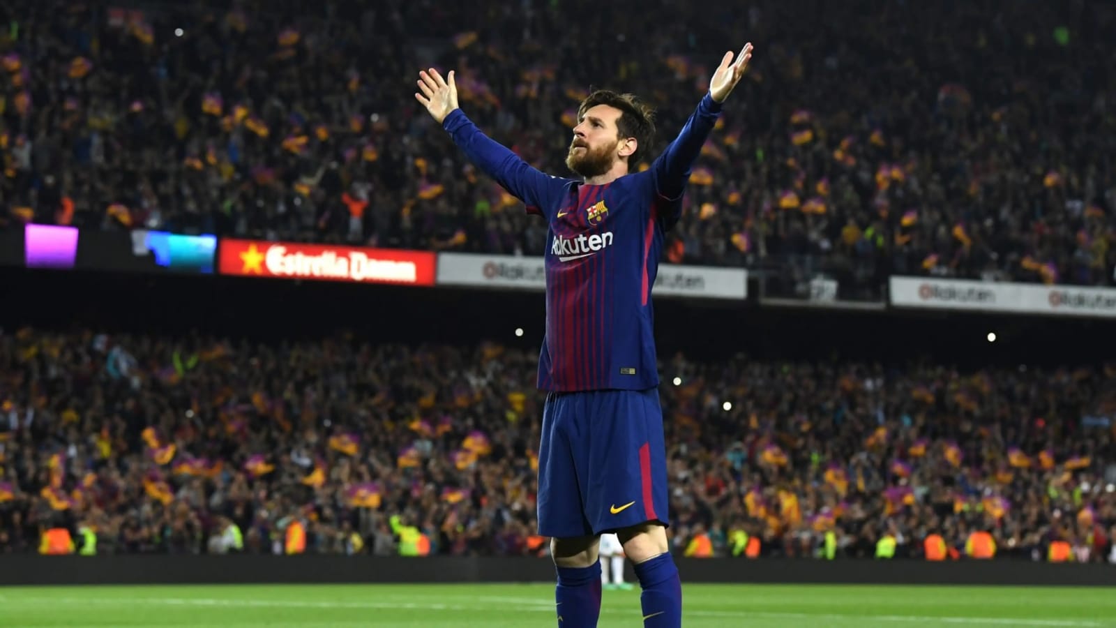 ميسي على العودة إلى برشلونة؟