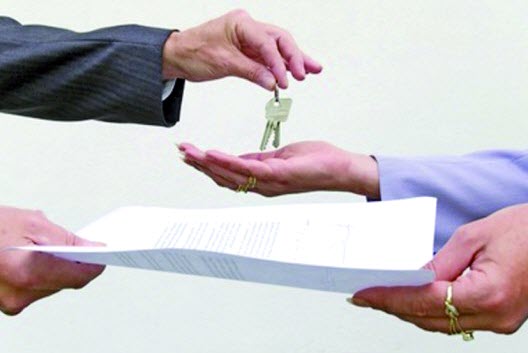 الإيواء عند الساكن أو الإيواء البديل