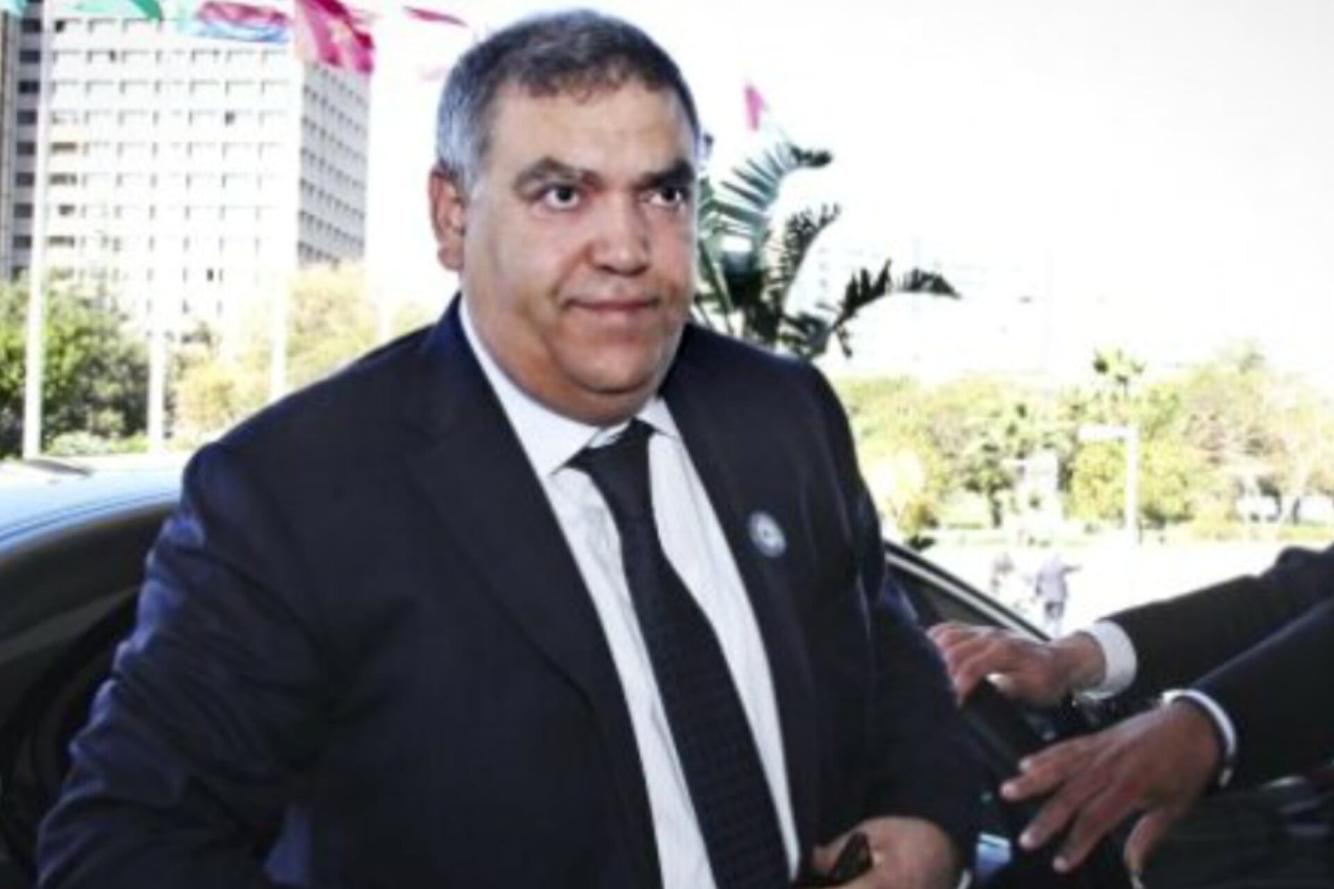 وزير الداخلية