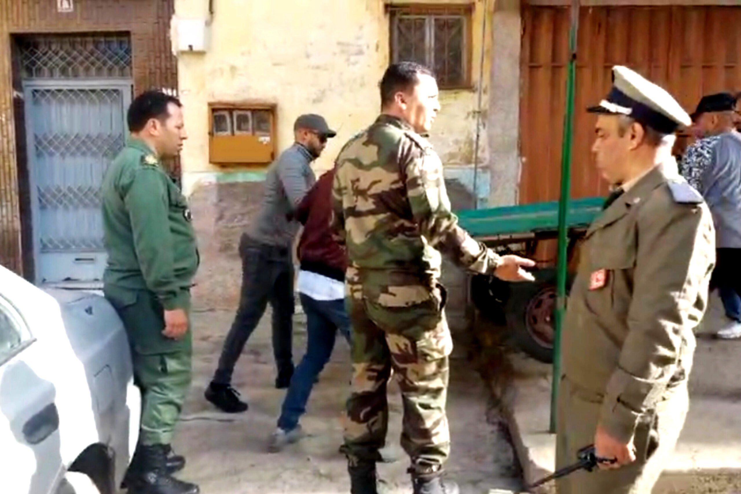 السلطة المغربية