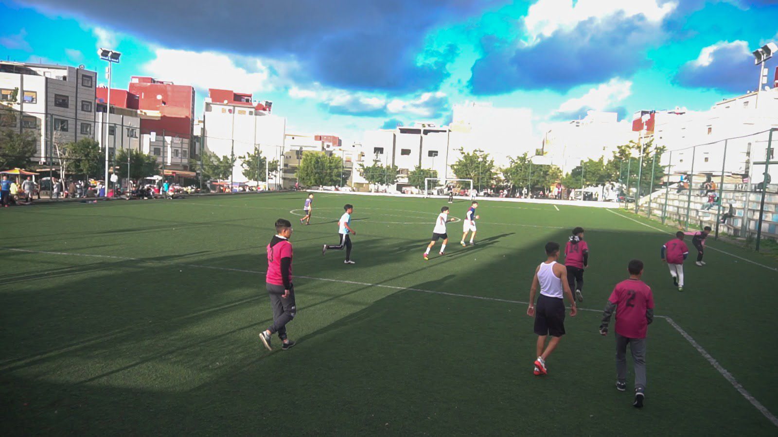 ملاعب مسنانة
