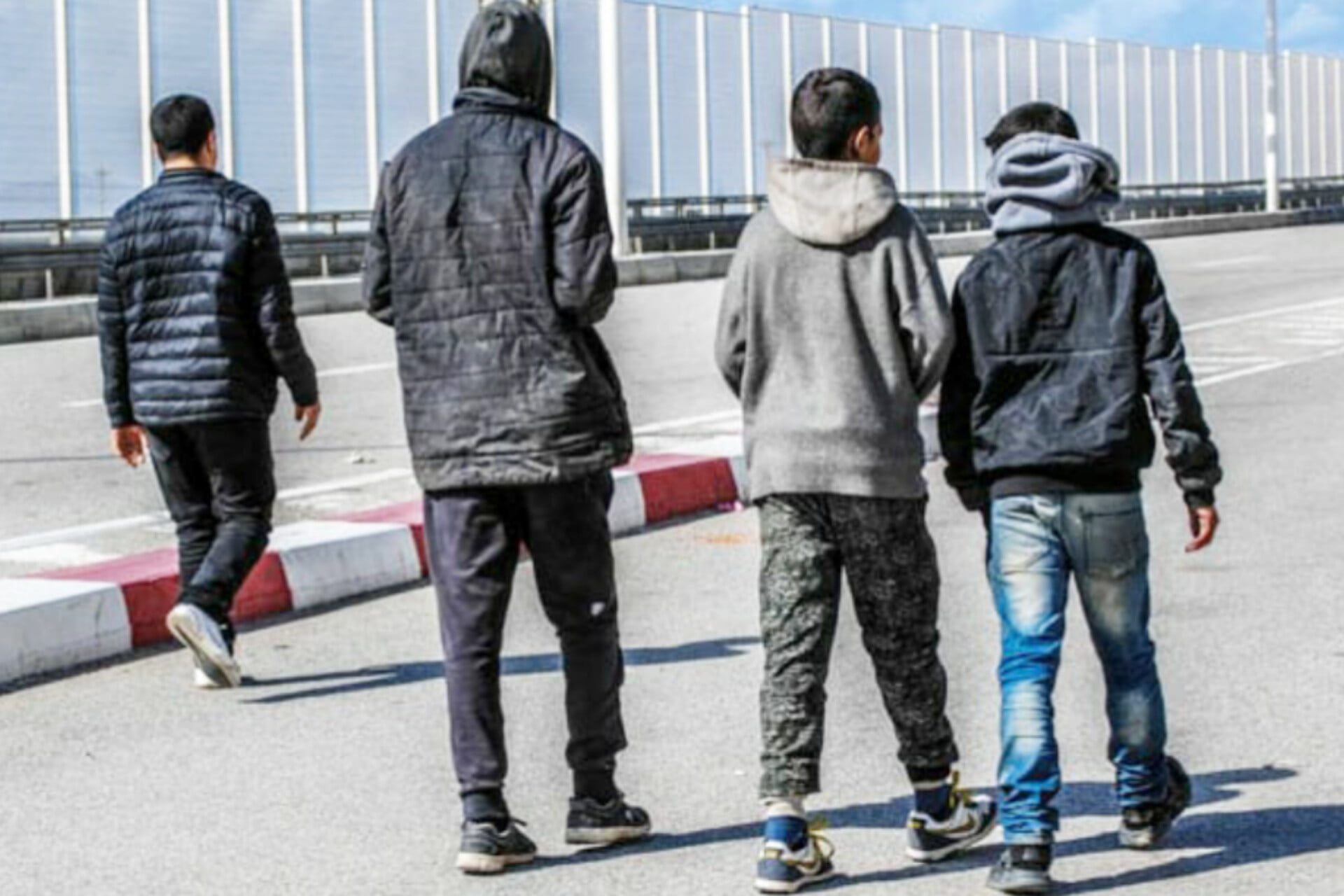 أطفال مشردون