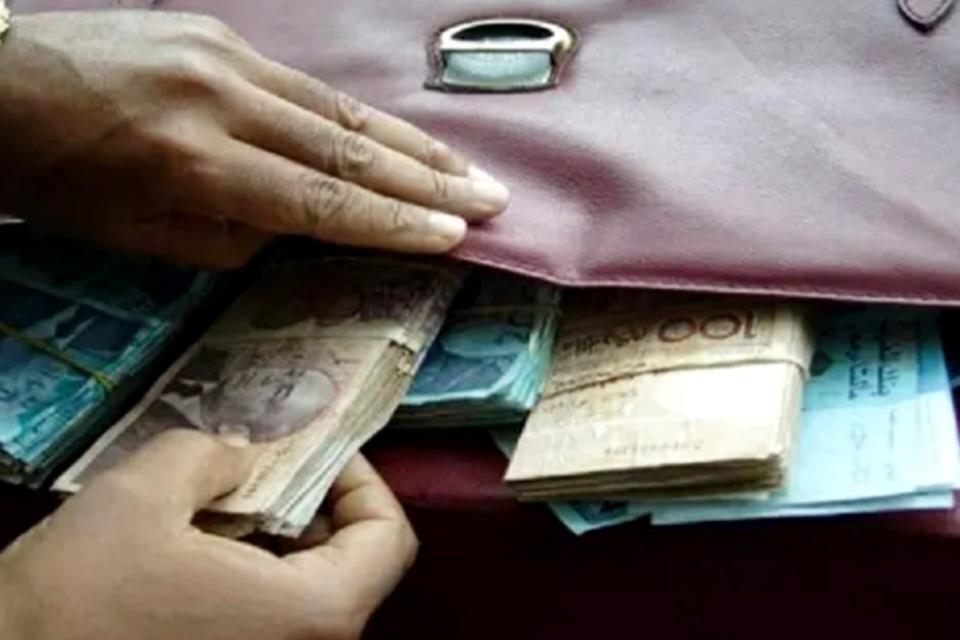 رشوة بـالملايين تهز جماعة ترابية