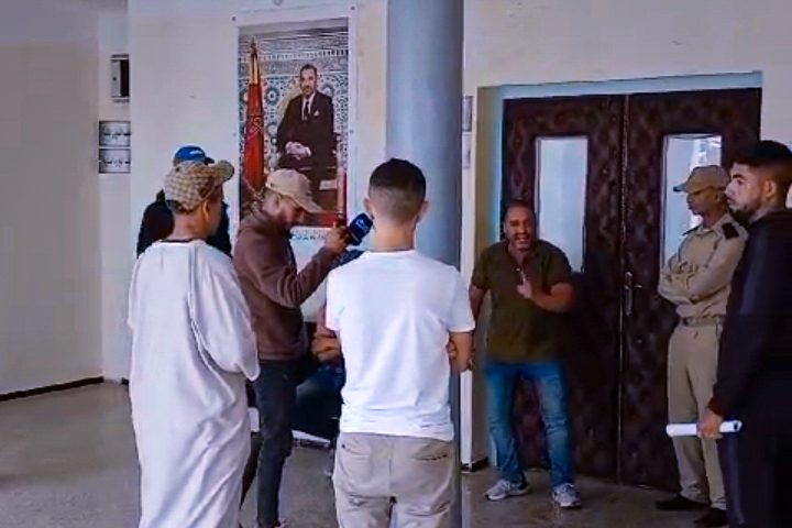 معارضة مجلس جماعي تتهم قائدا