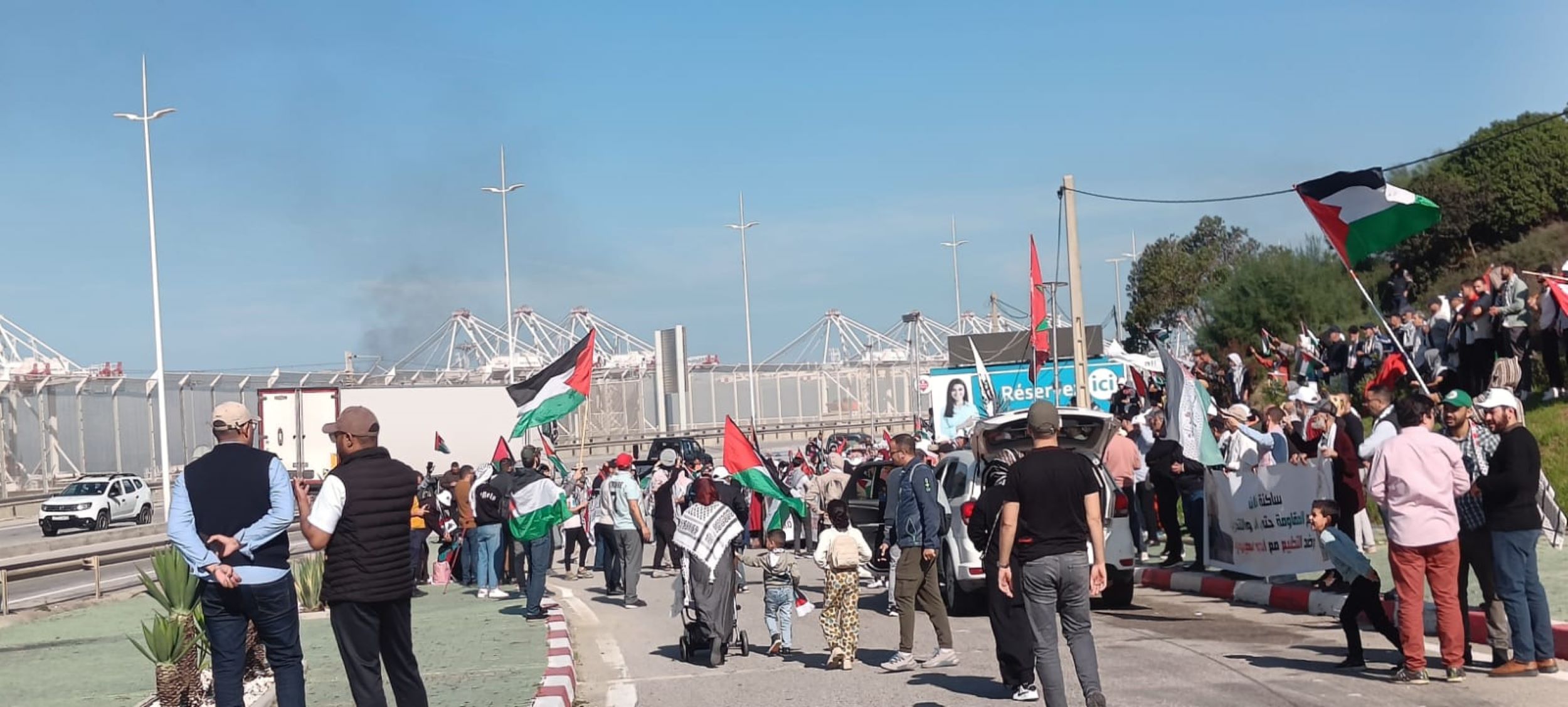 مظاهرة أمام ميناء طنجة المتوسط