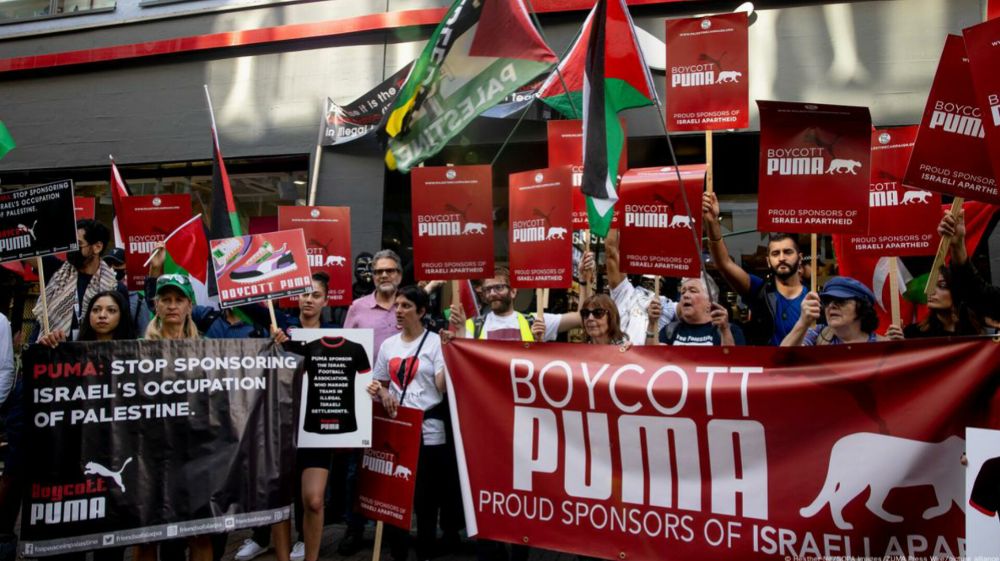 شركة puma توقف المعاملة مع منتخب إسرائيل لكرة القدم