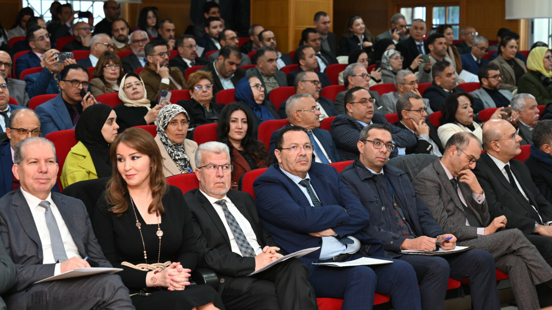 الوالي يونس التازي يعتقد أن الجهوية المتقدمة قادرة على تحقيق التنمية في جهة طنجة