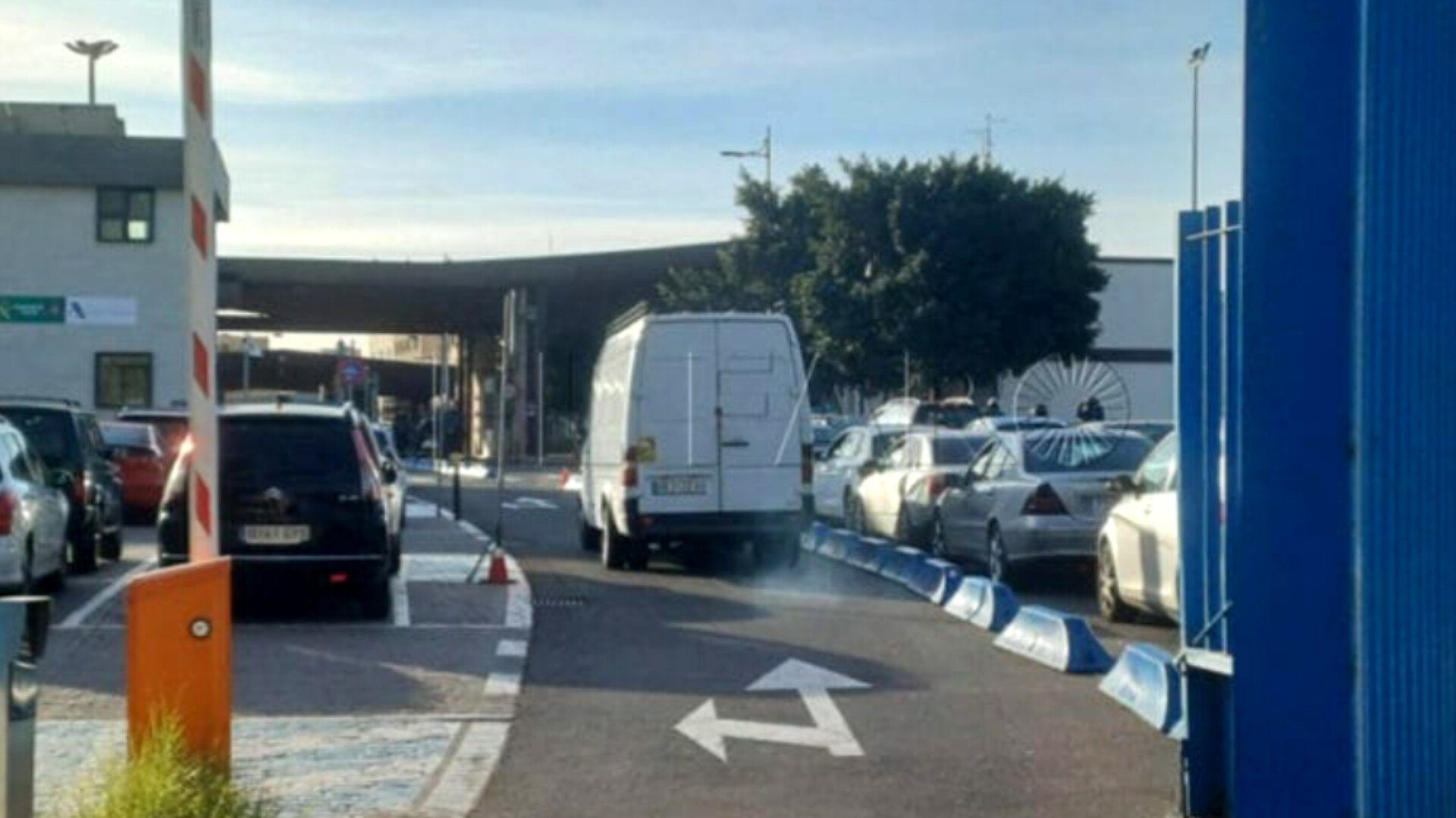 استئناف حركة التجارة بين مليلية والمغرب بعد ست سنوات من التوقف