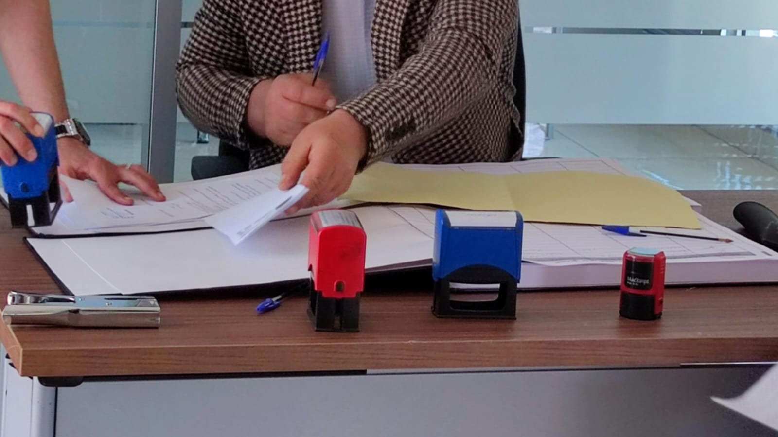 العدالة والتنمية ينتقد العراقيل التي تواجه المواطن في الإدارات العمومية
