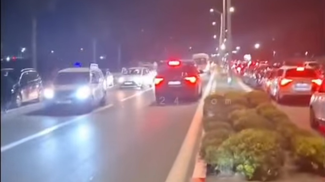 اختناق مروري في مطار طنجة بعد وصول 4 طائرات دفعة واحدة