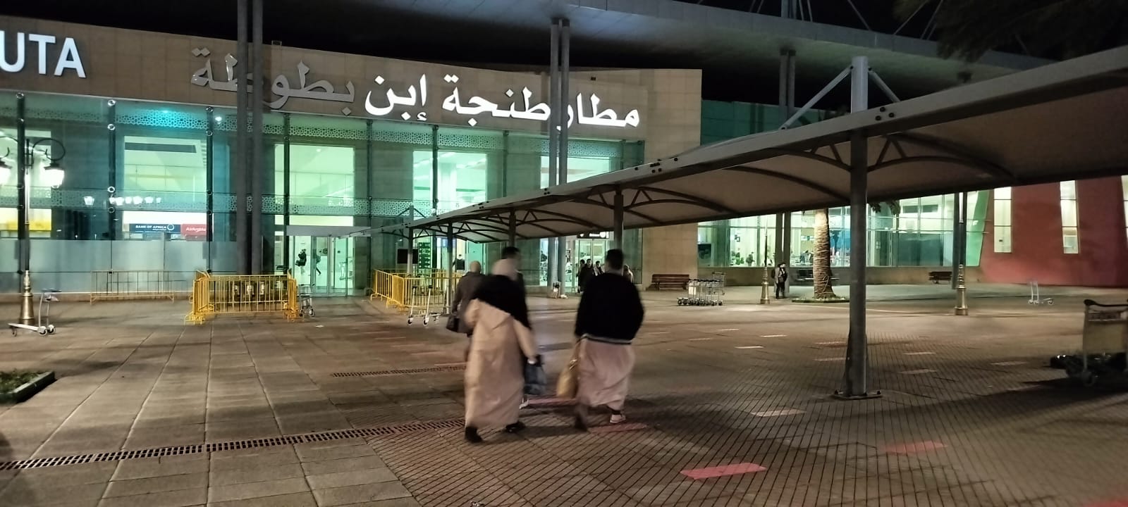 قيوح يعلن عن تقليص مدة الانتظار في المطارات إلى أقل من 25 دقيقة