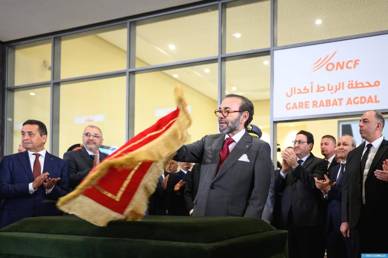 جلالة الملك يُعطي انطلاقة أشغال إنجاز الخط السككي فائق السرعة LGV الرابط بين القنيطرة ومراكش