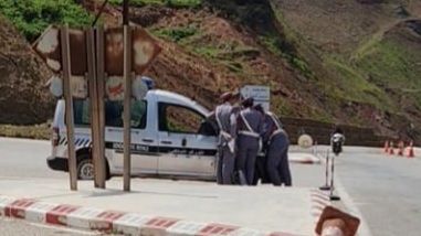رغم التعليمات الصارمة.. الدرك بخميس أنجرة يحرر مخالفات عبر "واتساب"