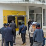 زبناء البريد بنك بطنجة ينتظرون التفاتة المدير العام التويمي بنجلون