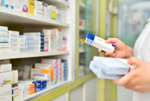 مقترح قانون يطالب بمنع الطبيب من تحديد إسم الدواء في الوصفة الطبية