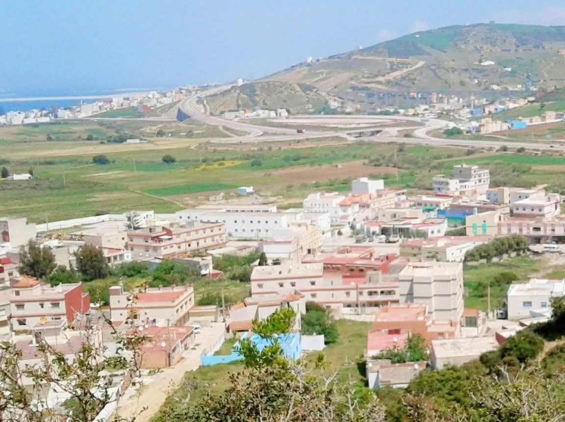 جماعة القصر الصغير تستعد لدورة استثنائية حول مشروع جديد لنزع الملكية