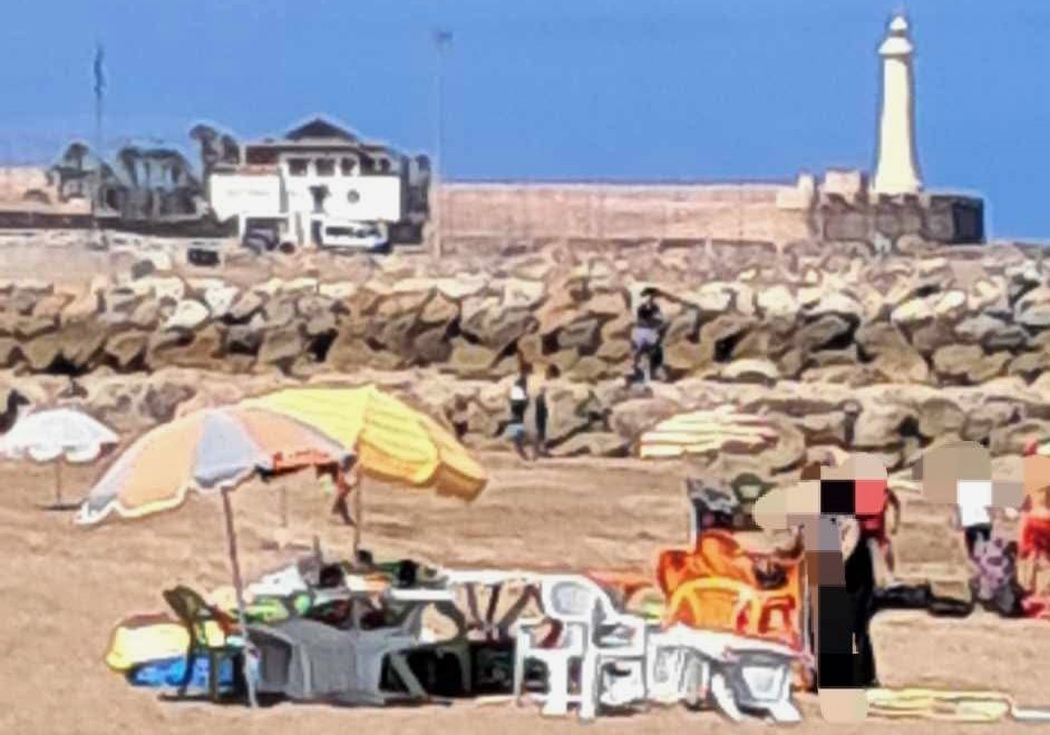 شاطئ من فضاء للراحة إلى مرتع للمشبوهين تحت أعين السلطة !