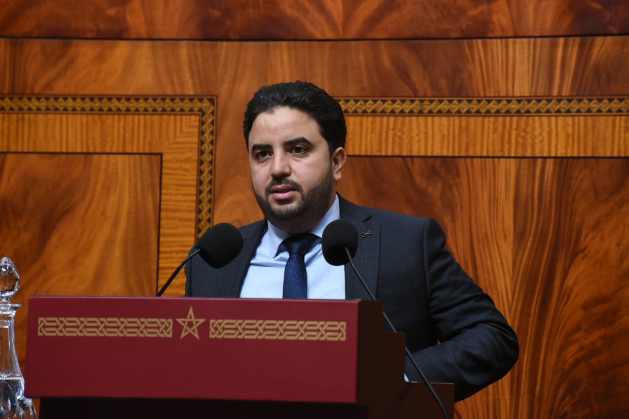 شاعلة في لجنة الفلاحة بالبرلمان.. الاستقلال يستعرض إخفاقات حزب "الفراقشية"