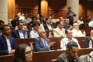 "البرامج الحكومية تُشيّع المقاولات الصغرى ولا تُشجعها".. صرخة من داخل البرلمان