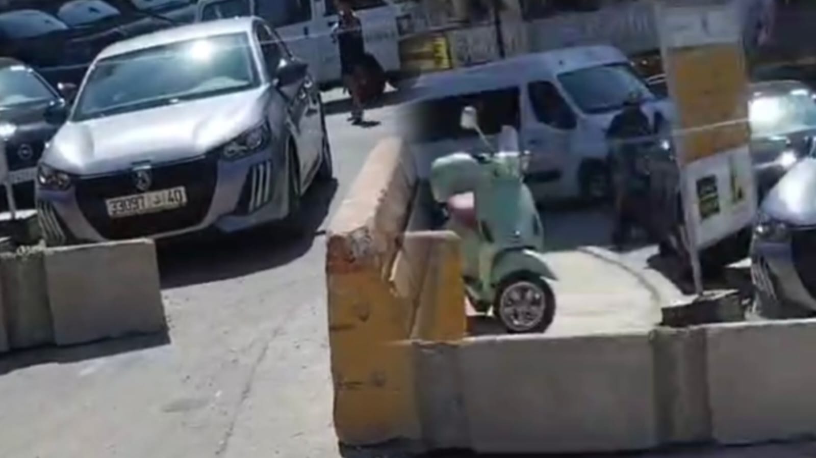 تجار شارع المكسيك بطنجة يحتجون على إغلاق الممرات وتعثر الأشغال