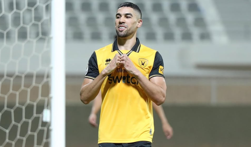 الرجاء البيضاوي يتعاقد مع هداف اتحاد طنجة السابق