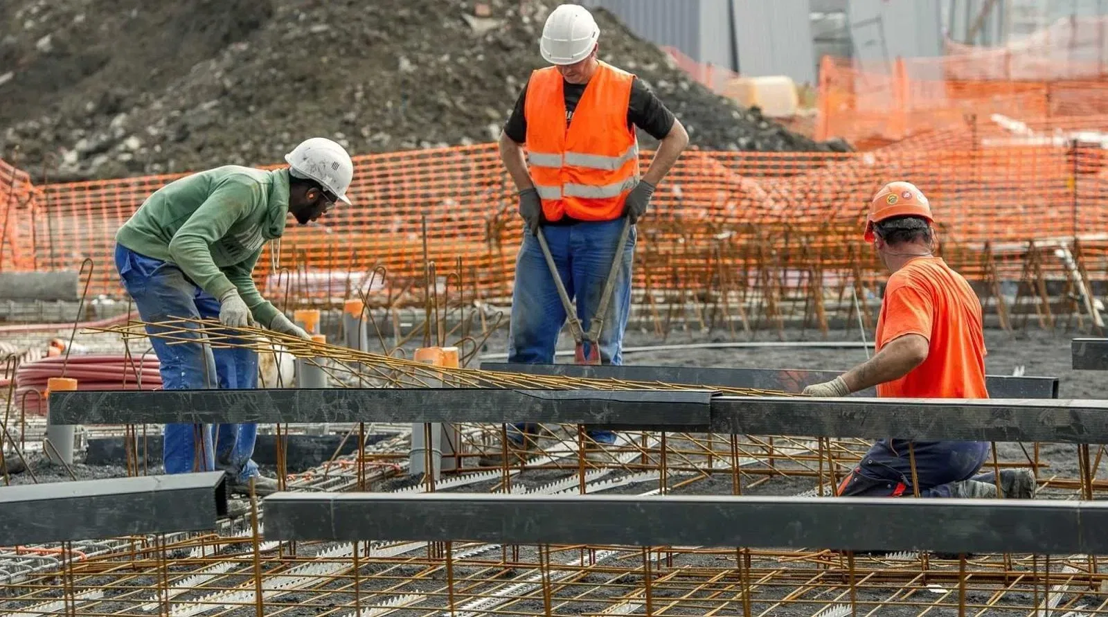 انتهاكات قانونية تدفع عمال شركة إيموبيل نور إلى إضراب إنذاري غدا الأربعاء