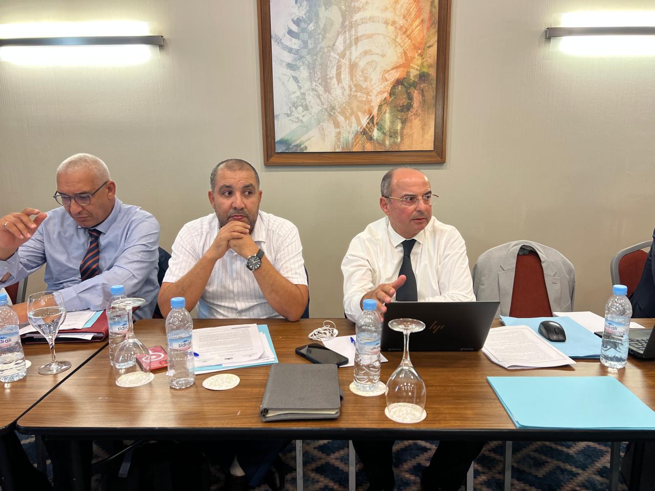 نادي الفاعلين الاقتصاديين بطنجة يُناقش دورية الجمارك رقم رقم 6675/312