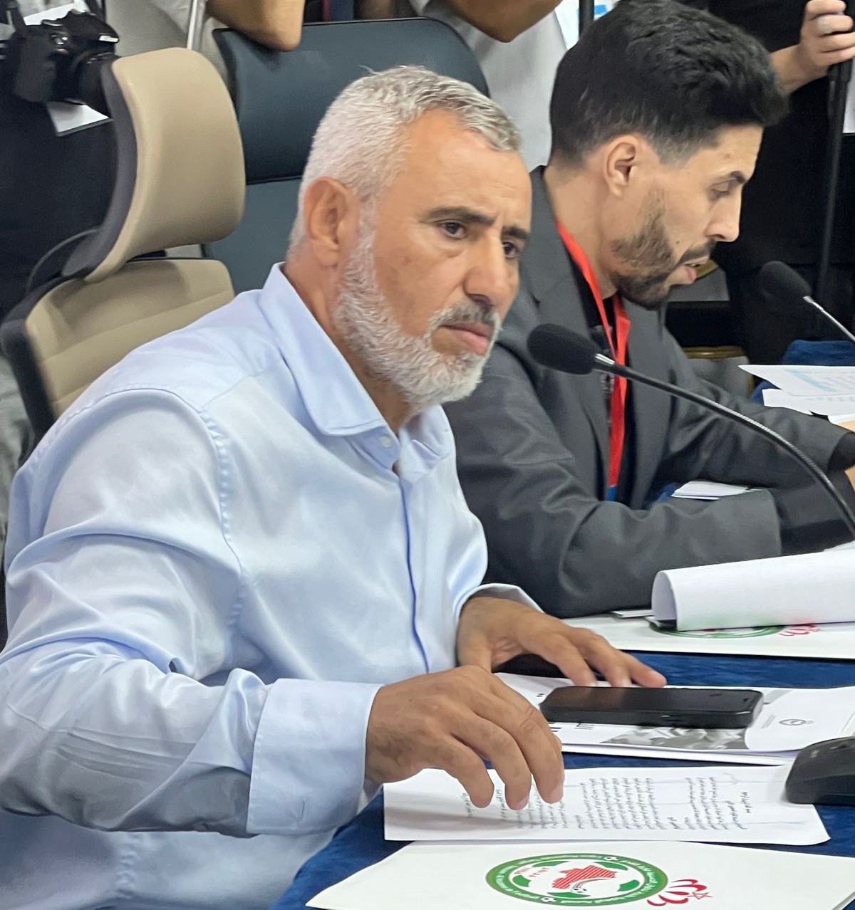 هذه الأسئة التي يجب أن يرد عليها العافية وحاشيته في معركته الخاسرة !!