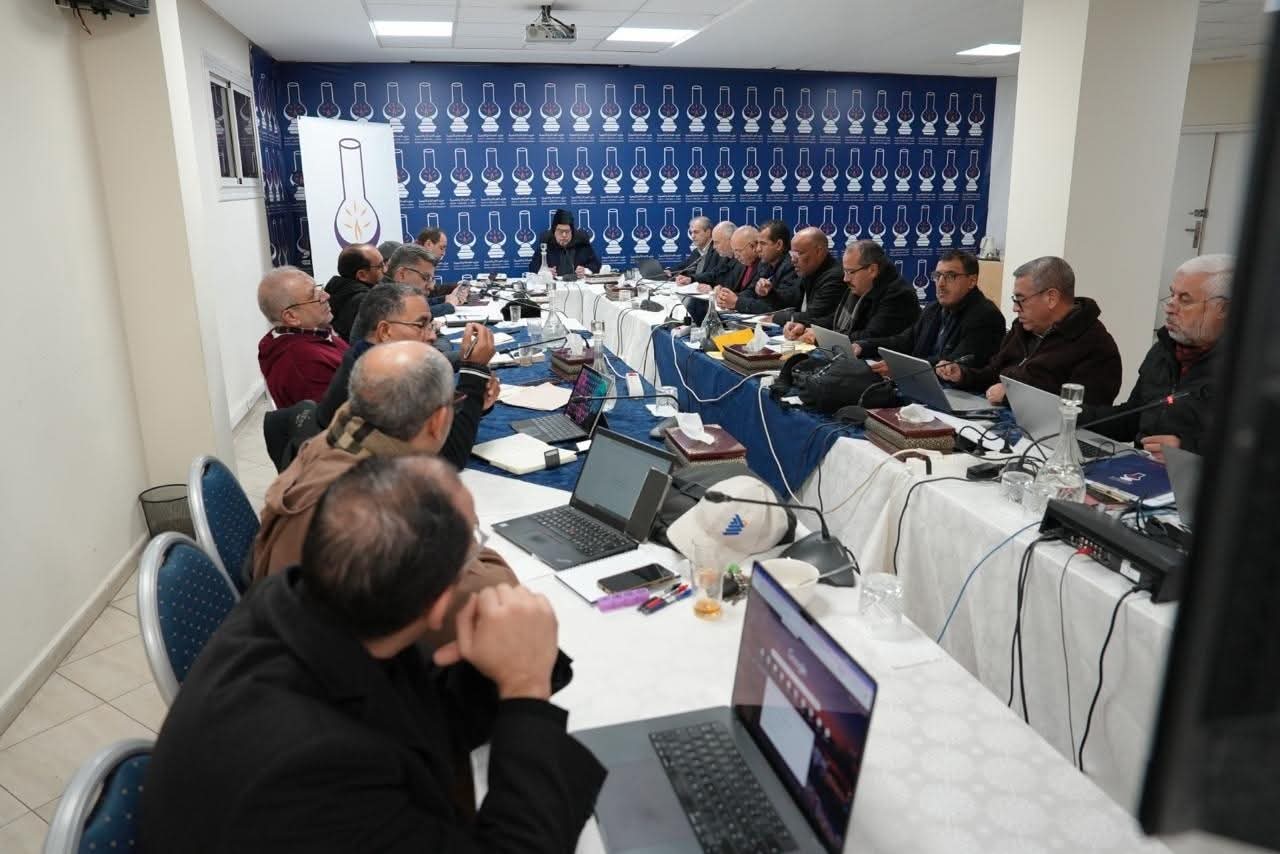حزب العدالة والتنمية يتضامن مع العدول والمحامين ويرفض "استقواء وهبي" بالأغلبية