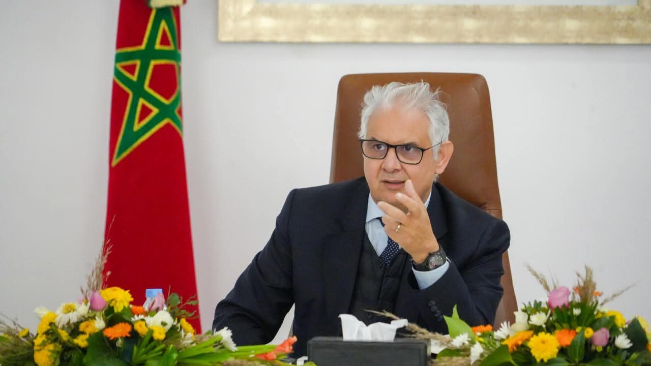 بركة.. الاضطرابات الجوية تسببت في انقطاع أزيد من 165 مقطعا طرقيا بالمملكة