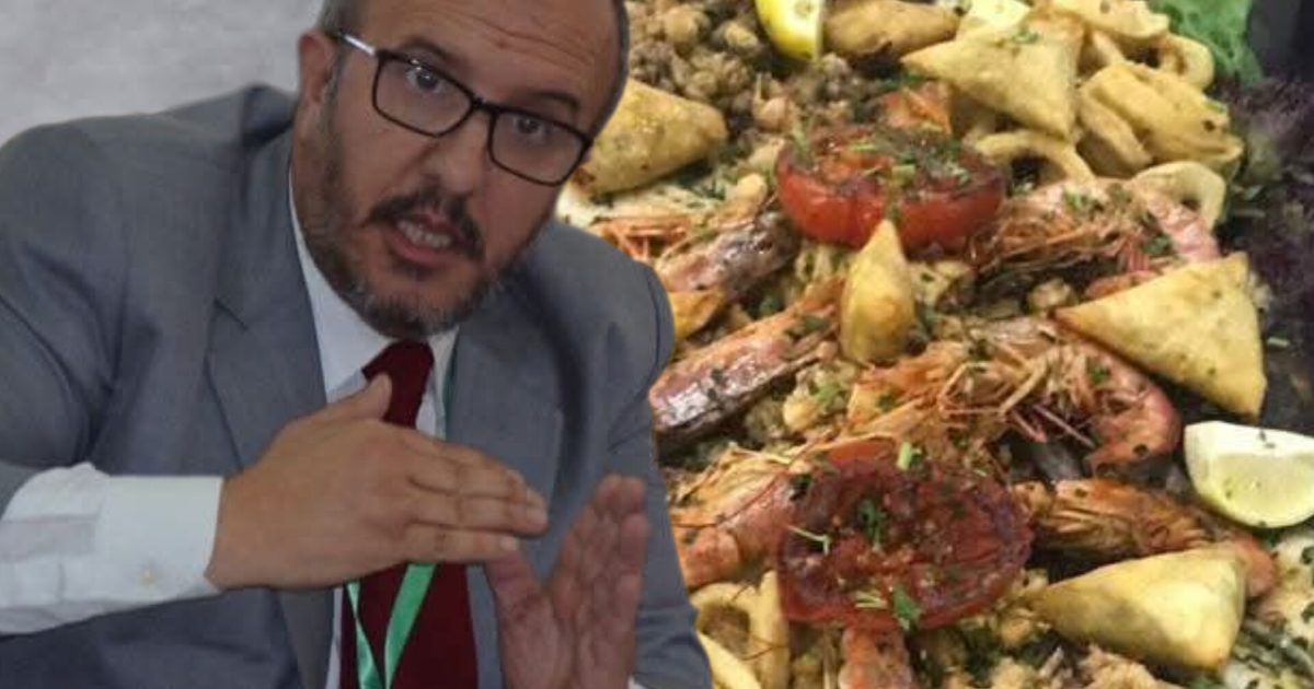 مصطفى عبد الغفور يكتب… سياسة مهنية بنكهة بحرية والأداء من الميزانية