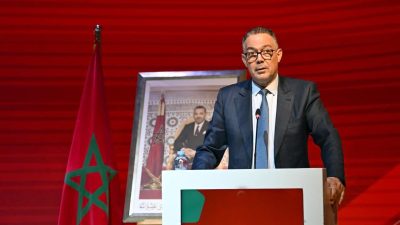 لقجع يدعو للتعبئة لاستضافة نسخة 2030 ويحدد مصير المدرب محمد وهبي