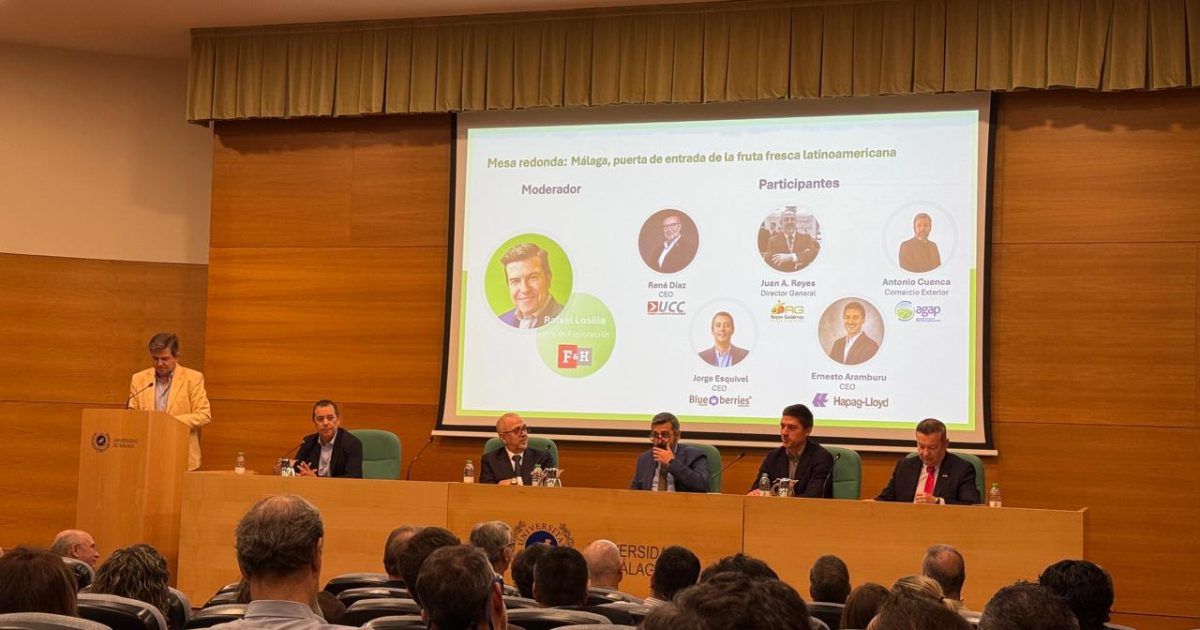 ميناء مالقة يحتضن الدورة الثالثة من ملتقى «Málaga Fruit Day» حول تجارة الفواكه الطازجة