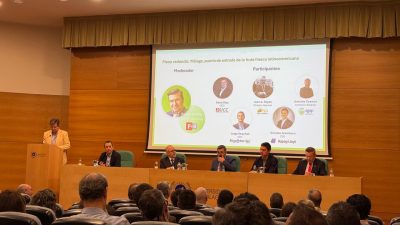 ميناء مالقة يحتضن الدورة الثالثة من ملتقى «Málaga Fruit Day» حول تجارة الفواكه الطازجة