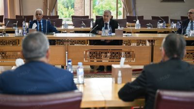 انتخابات 2027.. وزير الداخلية يتشاور مع النقابات بشأن انتخاب ممثلي المأجورين